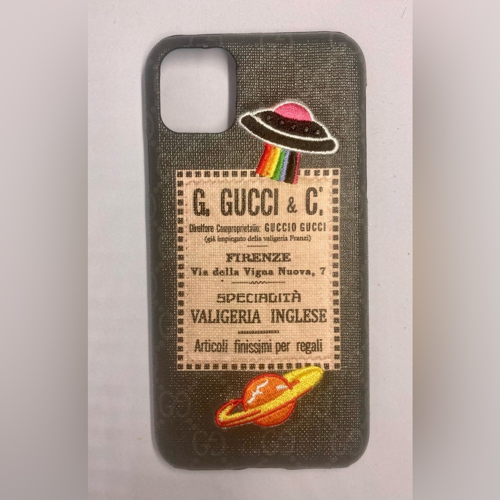 Gucci Unisex-Adult GG Supreme Patch iPhone 12 Case